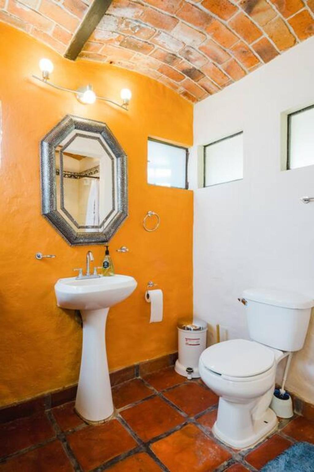 Enjoy Ac In The Queen'S Suite At Inn Ajijic Exterior foto