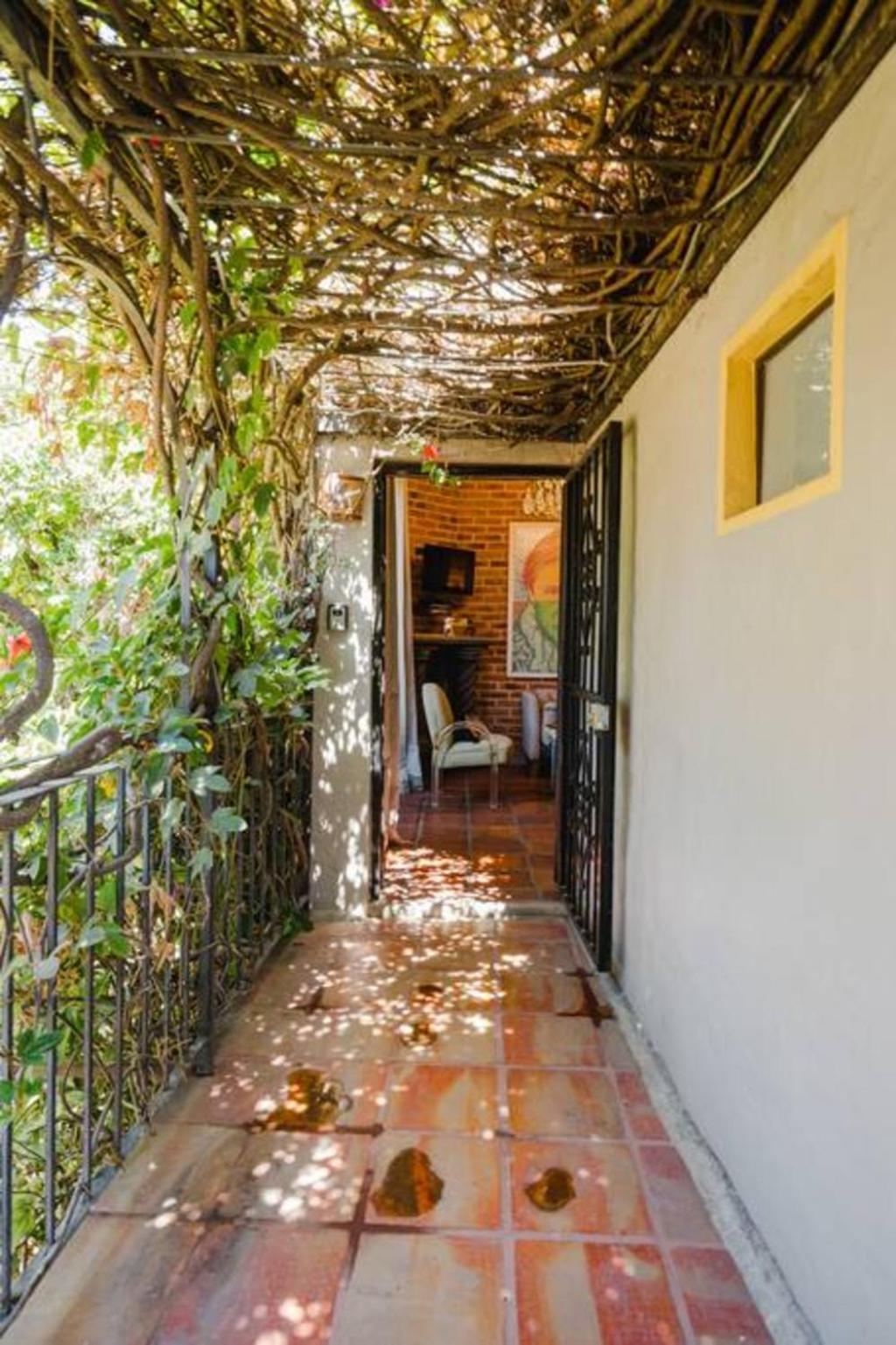 Enjoy Ac In The Queen'S Suite At Inn Ajijic Exterior foto